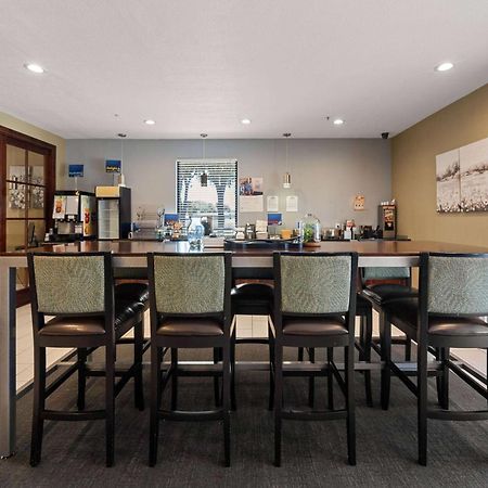 Days Inn By Wyndham راوند روك المظهر الخارجي الصورة