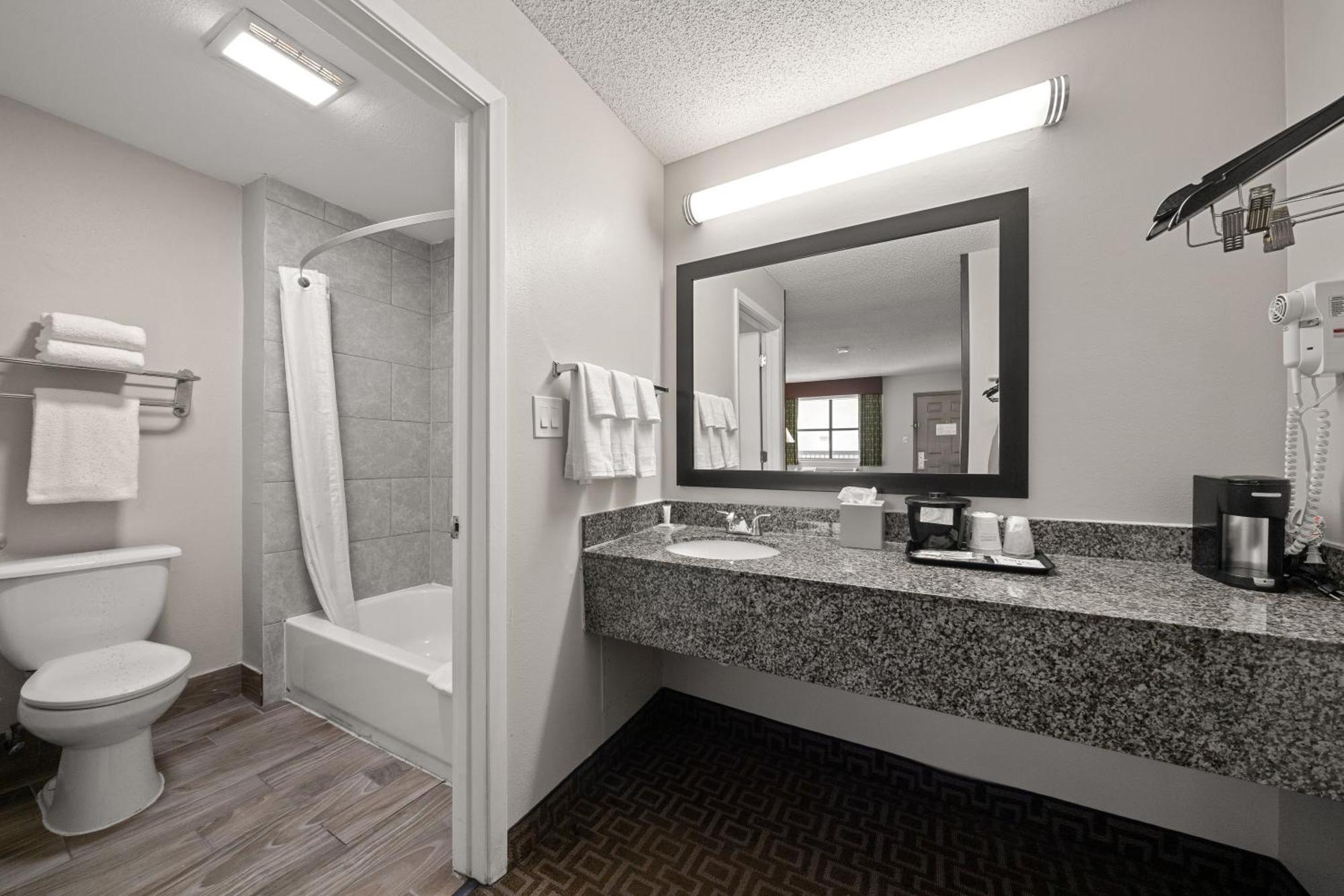 Days Inn By Wyndham راوند روك المظهر الخارجي الصورة