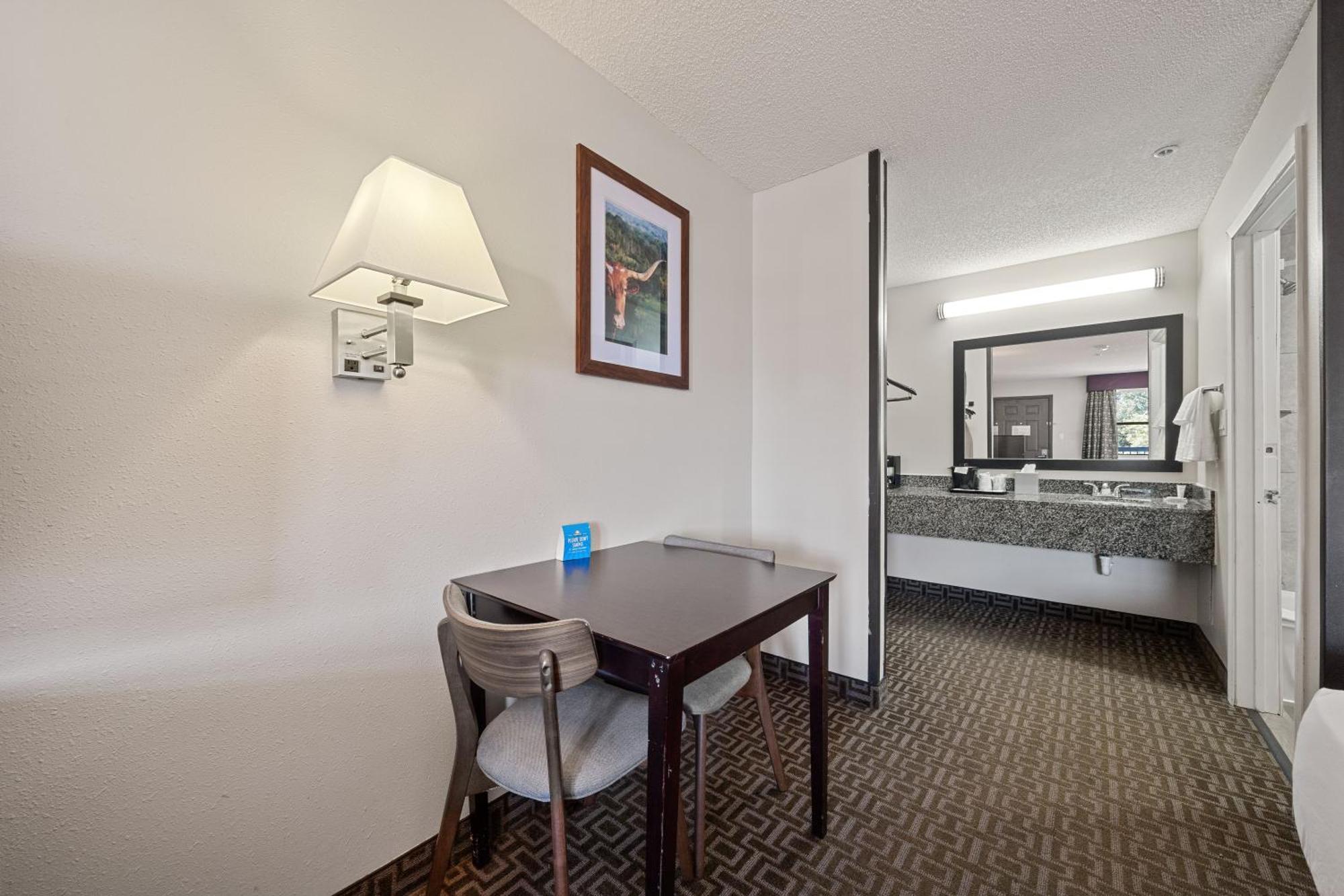 Days Inn By Wyndham راوند روك المظهر الخارجي الصورة
