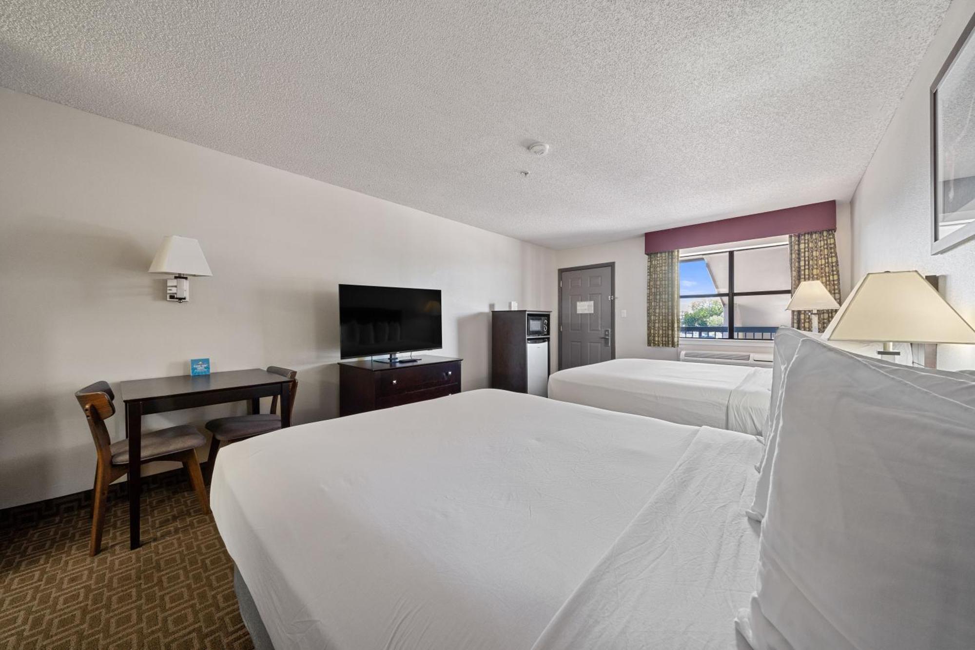 Days Inn By Wyndham راوند روك المظهر الخارجي الصورة