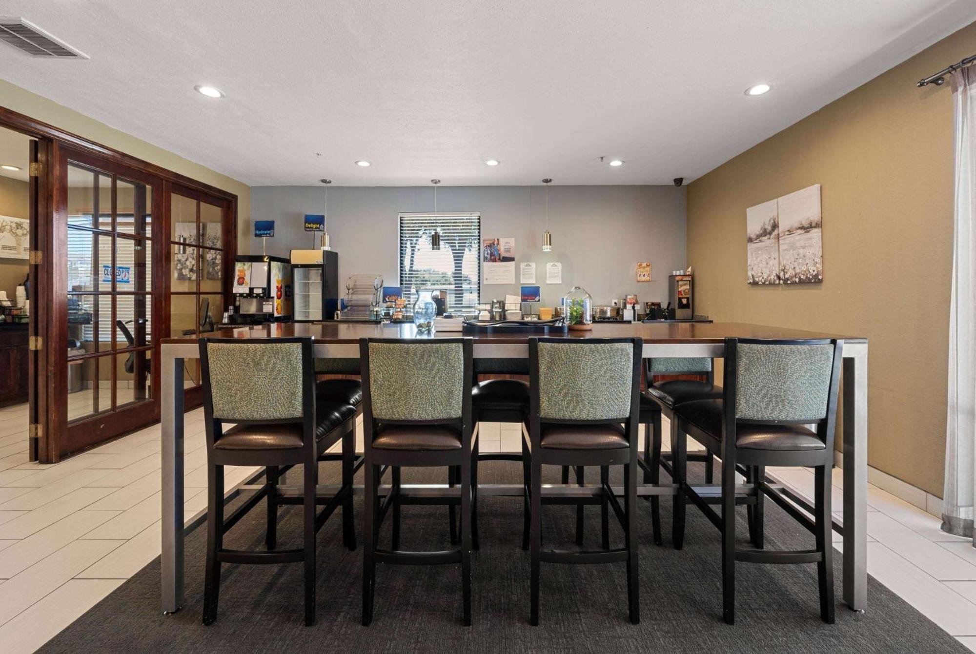 Days Inn By Wyndham راوند روك المظهر الخارجي الصورة